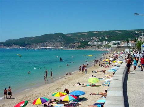 Praia de Sesimbra / Praia do Ouro - Sesimbra | All About Portugal