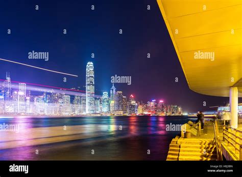 Hong Kong promenade Stock Photo - Alamy