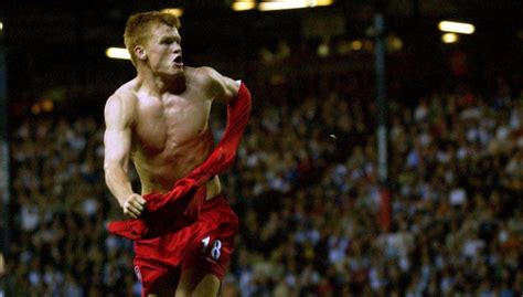 Saluting John Arne Riise & his ability to hit the ball really bloody hard