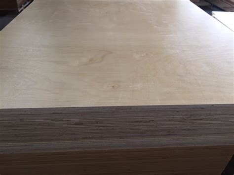 4X8 Radiata Pine Veneer Plywood for Furniture and Decoration - China ...