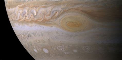 The power of Jupiter’s Great Red Spot: enormous storm may be heating ...