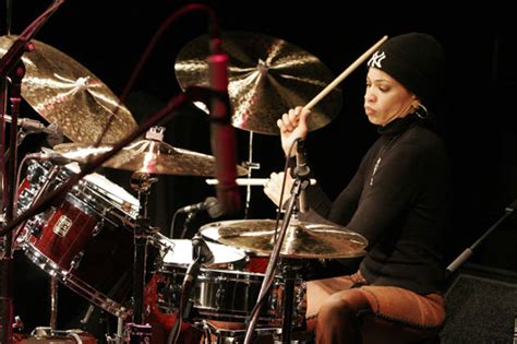 Cindy Blackman Santana - DRUMMERWORLD