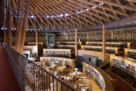 Beautiful Libraries in Japan - Culture - Japan Travel