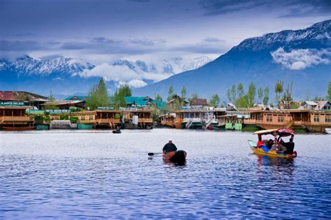 Best Tour in Kashmir - Green Kashmir Travels