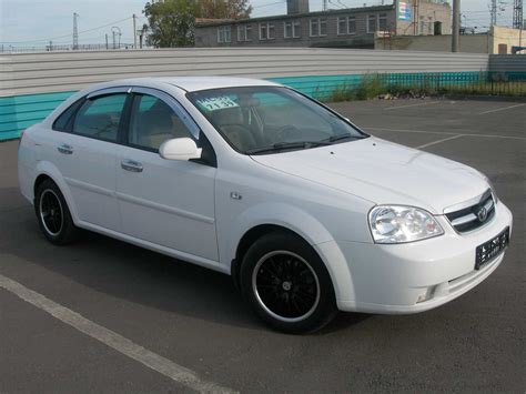 2004 Daewoo Lacetti Pictures, 1500cc., FF, Manual For Sale