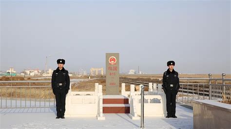 Celebrating Chinese New Year at the Chinese border with Mongolia - YouTube