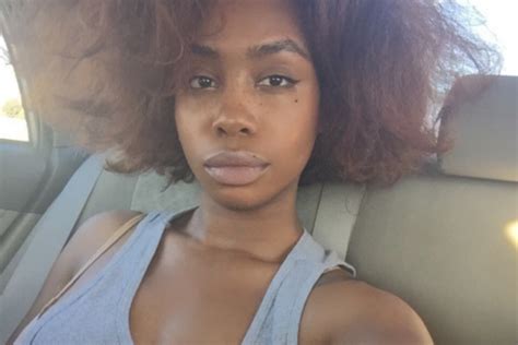 8 SZA No Makeup Pictures Where She Looks Beautiful In Her Natural Skin