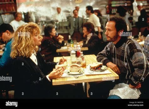 Meg ryan when harry met sally hi-res stock photography and images - Alamy