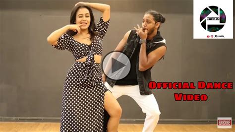 Neha kakkar Dance Practice Cute Steps with Aankh Marey #mymedia #nehakakkar - YouTube