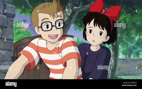 KIKI'S DELIVERY SERVICE, (aka MAJO NO TAKKYUBIN), from left: Tombo (US voice: Matthew Lawrence ...