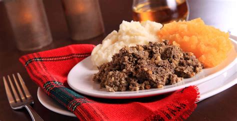 Haggis, national dish of Scotland | Historic UK