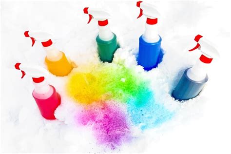 Make Spray Bottle Snow Paint for Outdoor Play this Winter!