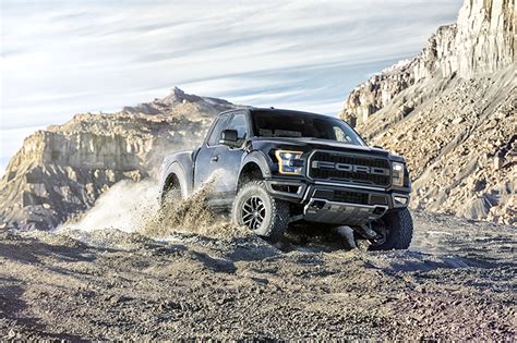 Desktop Wallpapers 2017 Ford F-150 Raptor automobile