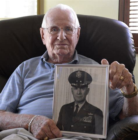 Santa Ana war hero celebrates 90 years – Orange County Register