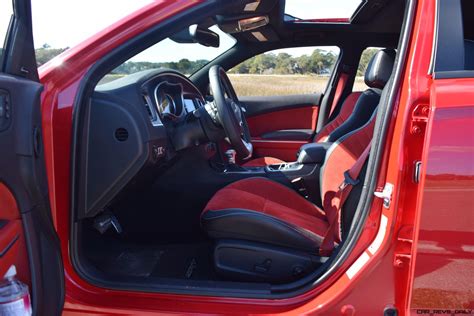 2016 Dodge Charger SRT392 Interior 19