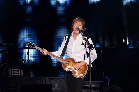 Paul McCartney Bass Guitars & Gear List (with Videos) - Guitar Lobby