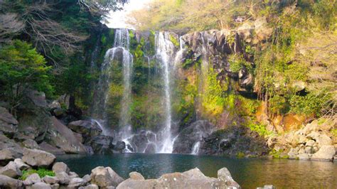 Cheonjiyeon Waterfall, jeju province, South Korea - Top Attractions ...