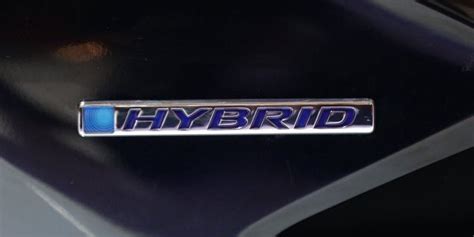 Mengenal Teknologi Mesin Mobil Hybrid - Inilah.com