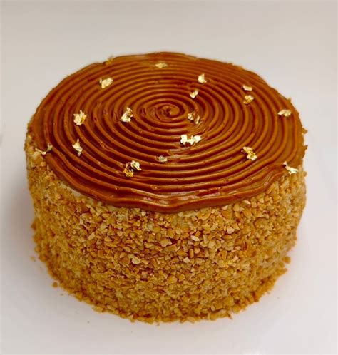 Peanut Butter Cake | Yummi Hero Cake Delivery