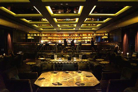 Asia's Best Bars Review: Manhattan Bar at Regent Singapore