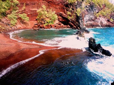 Red Sand Beach - Kaihalulu Beach (Hana) - 2021 All You Need to Know ...