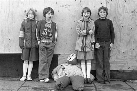 Whatever happened to the kids in these classic pictures of 1970s Salford? - Manchester Evening News