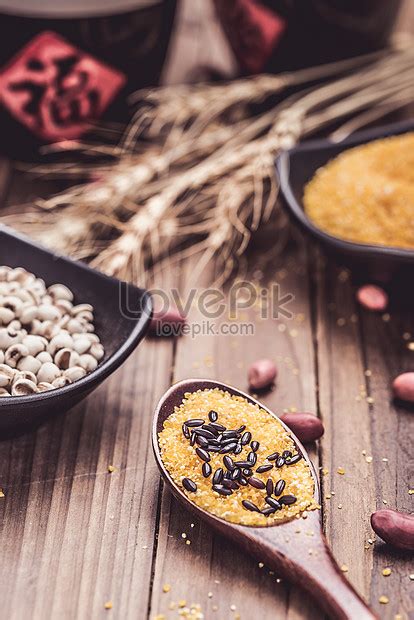 Creative Combination Of Cereal Grains And Coarse Cereals Picture And HD ...