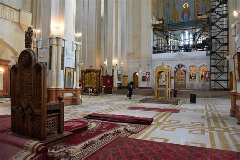 Holy Trinity Cathedral of Tbilisi - Inside (2) | Capital Tiflis ...