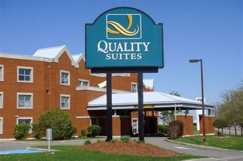 Quality Suites Quebec | Reserve Your Hotel, Self-Catering, or Bed and Breakfast Room Instantly!