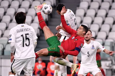 Watch Cristiano Ronaldo's best goals that helped him set record - Futbol on FanNation