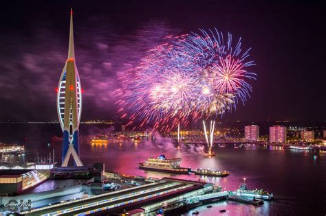 Gunwharf fireworks display - Connor Hicks Photography