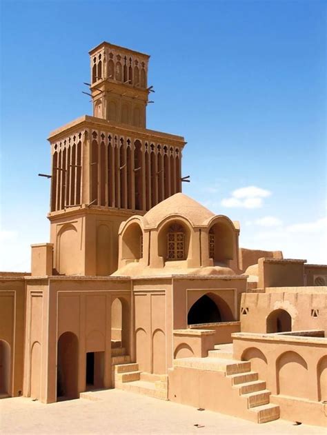 Yazd, largest clay city in the world | Persian architecture, Iranian architecture, Islamic ...