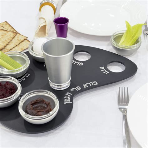 Modern Aluminum Seder Plate With Cup- 2 Colors - Nadav Art By Avi Nadav