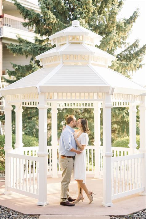 Centennial Lakes Park | Engagement - shanelongphotography.com