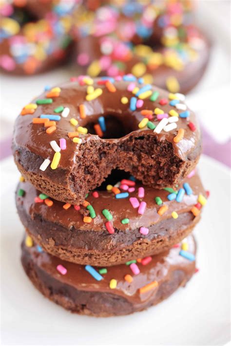 Healthy Chocolate Donuts (gluten-free) - Mile High Mitts