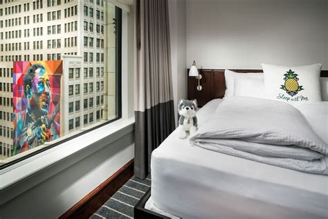 Staypineapple, An Iconic Hotel, The Loop: AU$233 Rooms, Reviews & Deals ...