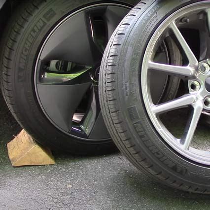 Tesla Tire Rotation Complete Guide : (Why, When and How)