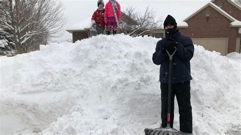 Des Moines snow to break records, making this snowiest February ever