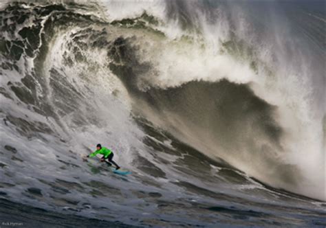 Surfing Mavericks: The Science of Northern California's Big Waves