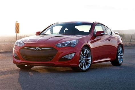 2016 Hyundai Genesis Coupe Pictures - 177 Photos | Edmunds