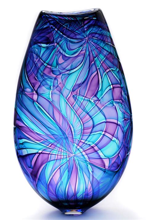 19 Fabulous Colored Blown Glass Vases 2024