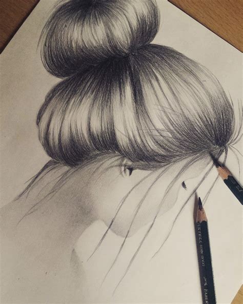 Messy bun by Michelle114 on DeviantArt