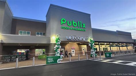 Publix opens Wesley Chapel store modeled after South Tampa prototype ...