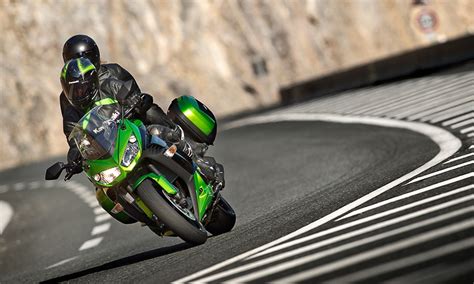 KAWASAKI Z1000SX Tourer (2012-2013) Specs, Performance & Photos - autoevolution