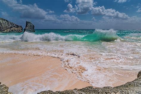 Pink Sand Bermuda Beach Photograph by Betsy Knapp - Pixels