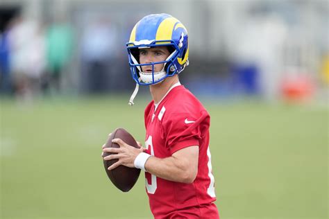 Rams rookie Stetson Bennett stands out in second day of training camp ...