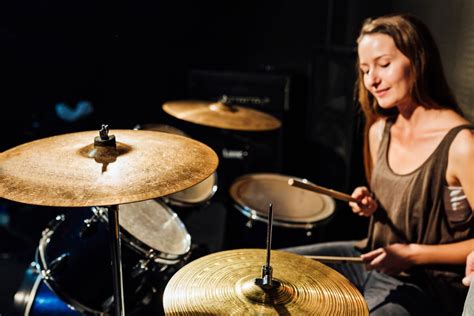 The 11 most famous female drummers - Higher Hz