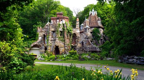 10 of the Best Castles in New York State You Need to Visit - The Family Vacation Guide