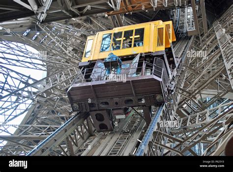 Elevator up Eiffel Tower Stock Photo - Alamy