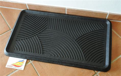 Amazon.com : Lyzzo - Boot Tray Mat - Rubber Boot Storage Tray for Home, Entryway and Mud Room ...